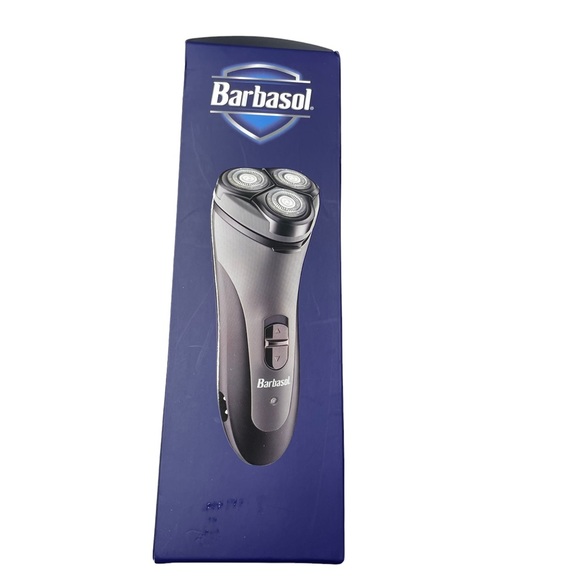 RECHARGEABLE
ROTARY SHAVER
WITH STAINLESS STEEL BLADES - Picture 3 of 5